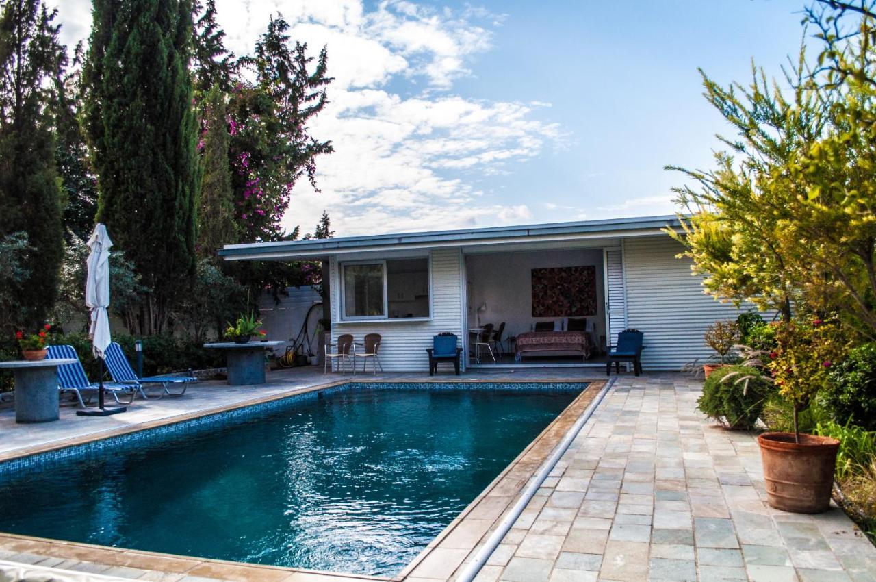 Idyllic Studio With Private Pool Λευκωσία Εξωτερικό φωτογραφία